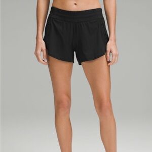 Lululemon tracker low rise lined short 4”